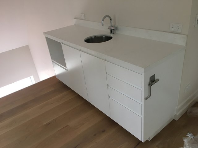 Sample Quantum Quartz Vanity Top